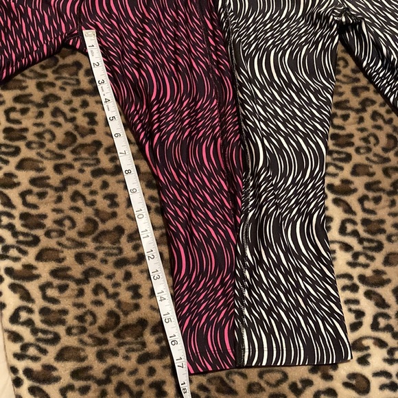 UNDER ARMOUR HeatGear® No-Slip Waistband Capris Tights Lot 2 Women’s Leggings - Picture 7 of 7